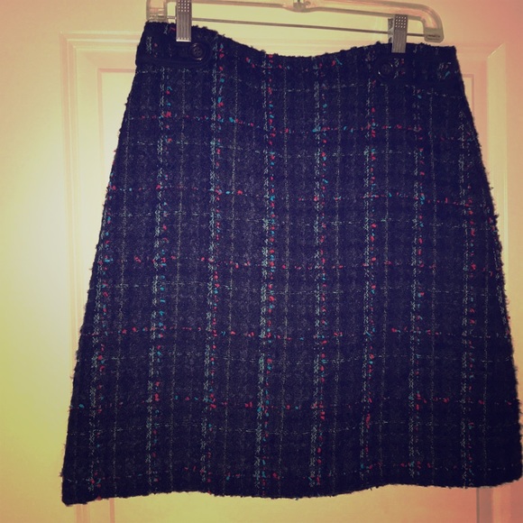 Ann Taylor Dresses & Skirts - Size 6 Ann Taylor tweed skirt